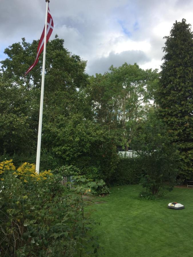 Birkerod Rolighedsvej 14A Bed & Breakfast Exterior photo